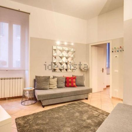 Easy Life Campo De' Fiori Apartment Рим Екстериор снимка