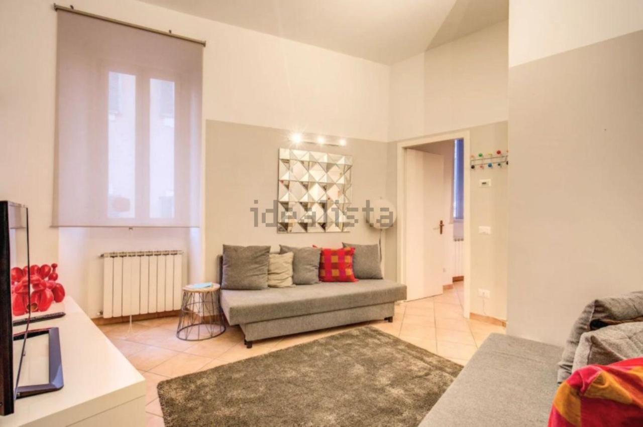 Easy Life Campo De' Fiori Apartment Рим Екстериор снимка